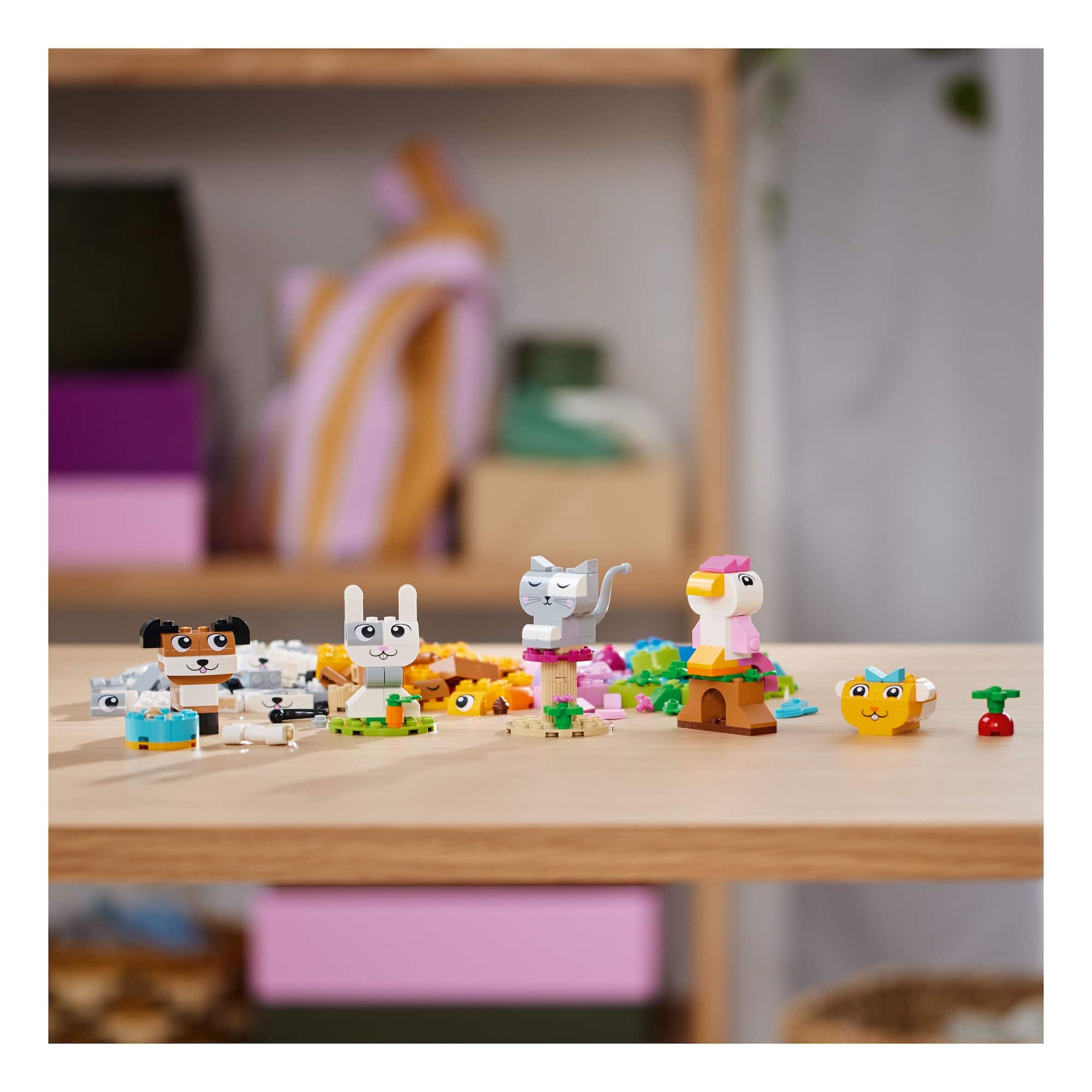 LEGO® Classic Creative Pets